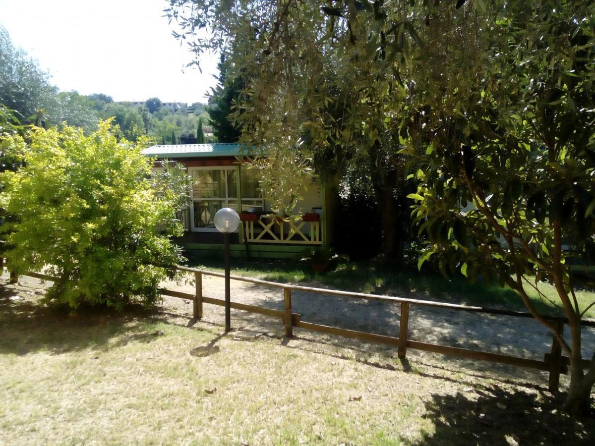 Villaggio Turistico Camping Il Fontino Scarlino Bagian luar foto