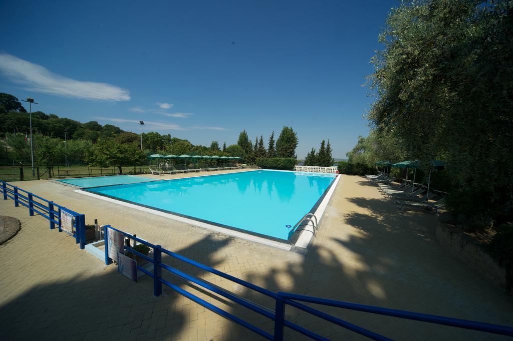 Villaggio Turistico Camping Il Fontino Scarlino Bagian luar foto