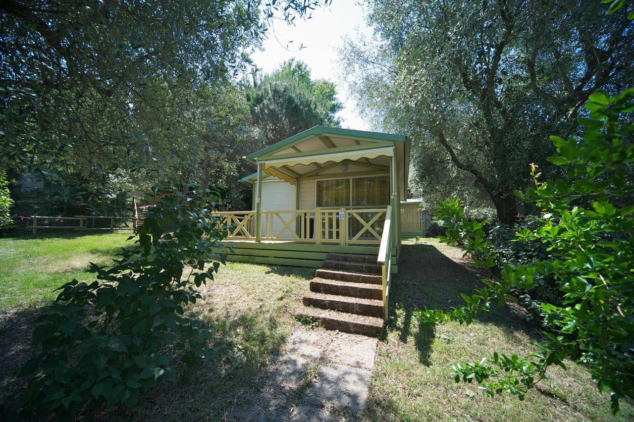Villaggio Turistico Camping Il Fontino Scarlino Bagian luar foto